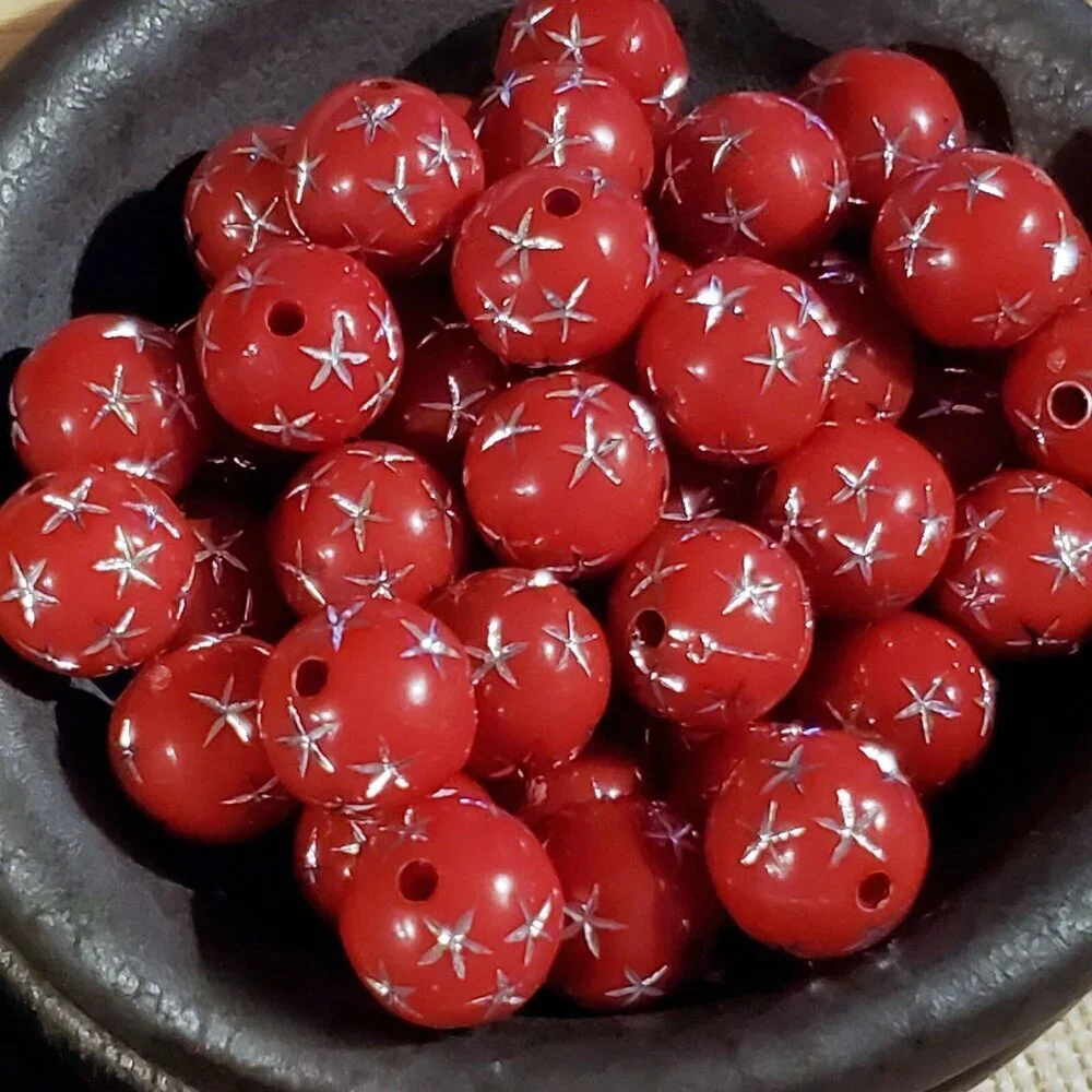 10 Vintage Retro Red & Silver Stars 12mm Round Acrylic Shabby Chic Beads